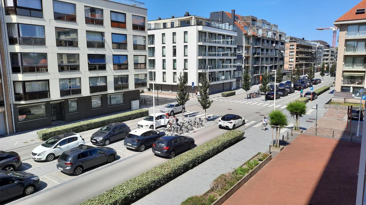Apartment Gezellige Met Balkon - Santhooft Centrum Nieuwpoort-bad *